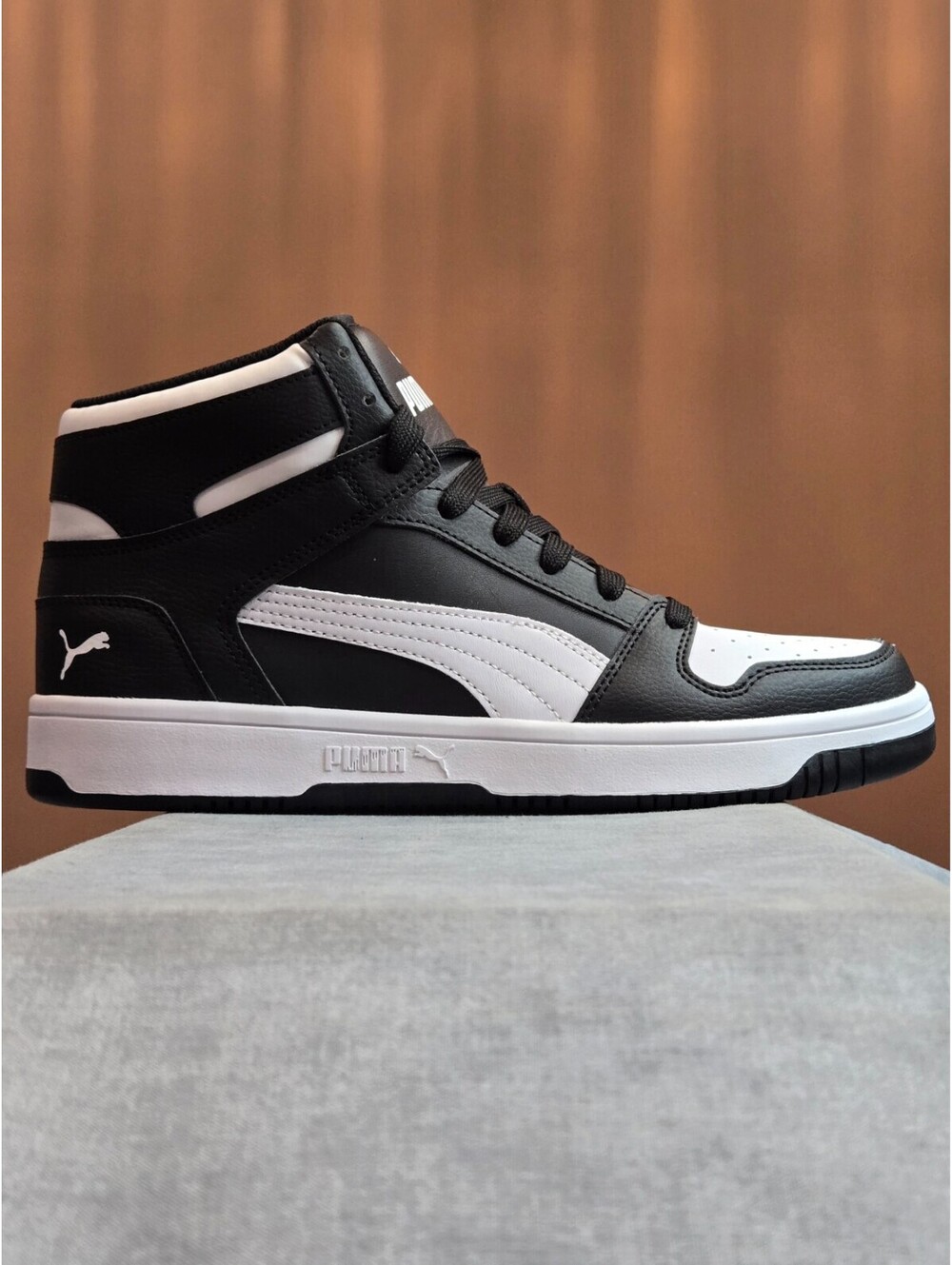 PUMA Rebound LayUp SL - Black / White (369573-01) Men's 10.5 BRAND NEW IN BOX